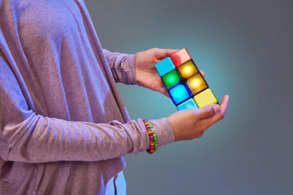 Handheld Color-Matching Puzzle Game – Fast-Paced Multiplayer Toy for Ages 8+