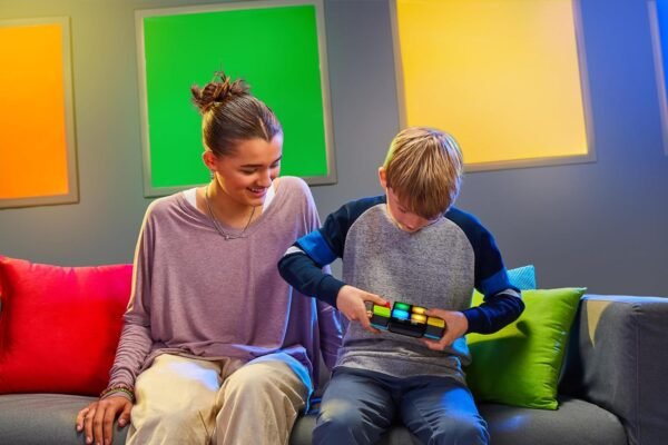 Handheld Color-Matching Puzzle Game – Fast-Paced Multiplayer Toy for Ages 8+ - Image 4